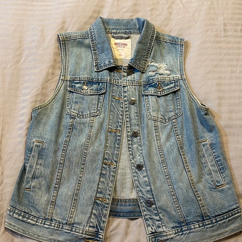 Mossimo Supply Co. Light Wash Denim Vest - Women's Sleeveless Jacket